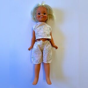 Ideal Crissy Family 15” Dina Doll